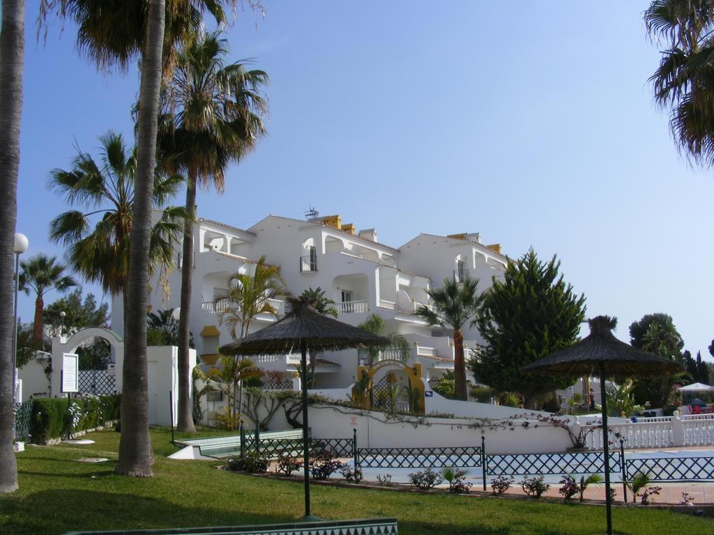Apartamentos Las Rosas De Capistrano Nerja Eksteriør billede