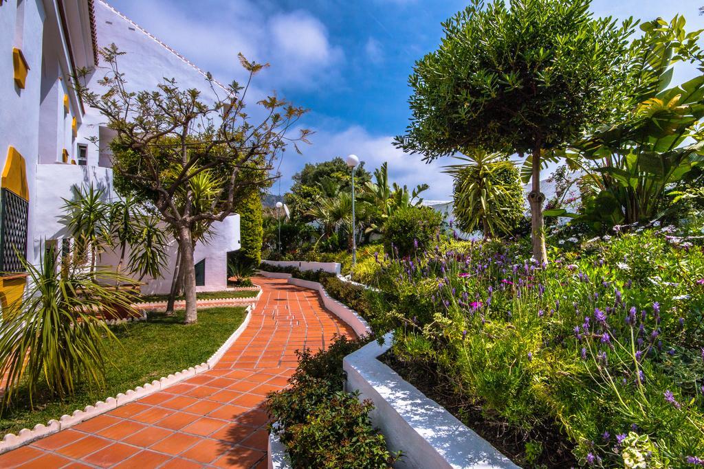 Apartamentos Las Rosas De Capistrano Nerja Eksteriør billede