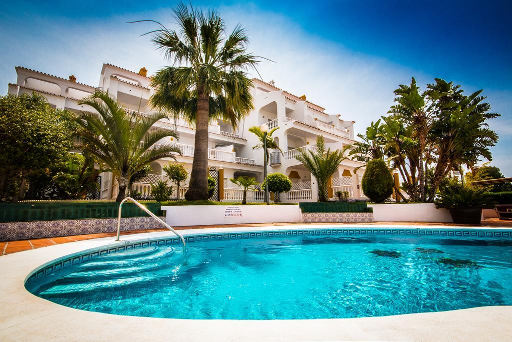 Apartamentos Las Rosas De Capistrano Nerja Eksteriør billede