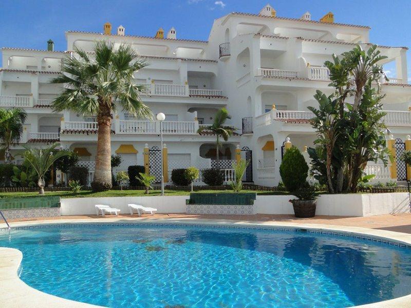Apartamentos Las Rosas De Capistrano Nerja Eksteriør billede