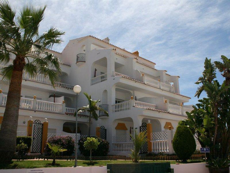 Apartamentos Las Rosas De Capistrano Nerja Eksteriør billede